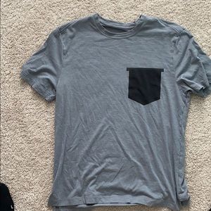 Lululemon t shirt
